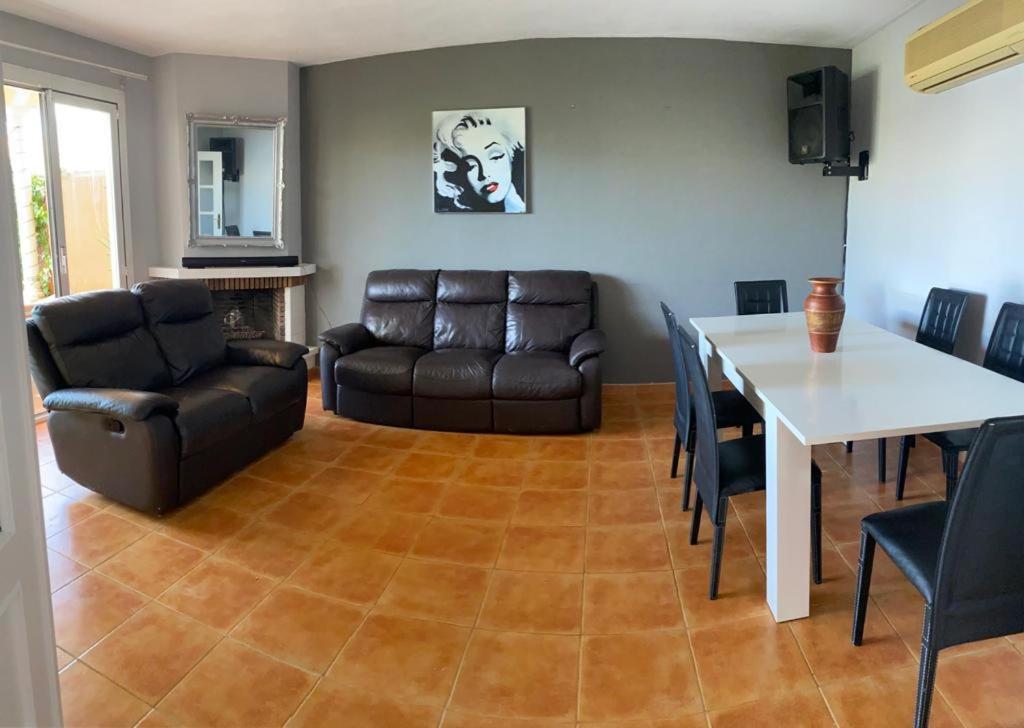 Alfaz Bed & Breakfast L'Alfas del Pi Exterior photo